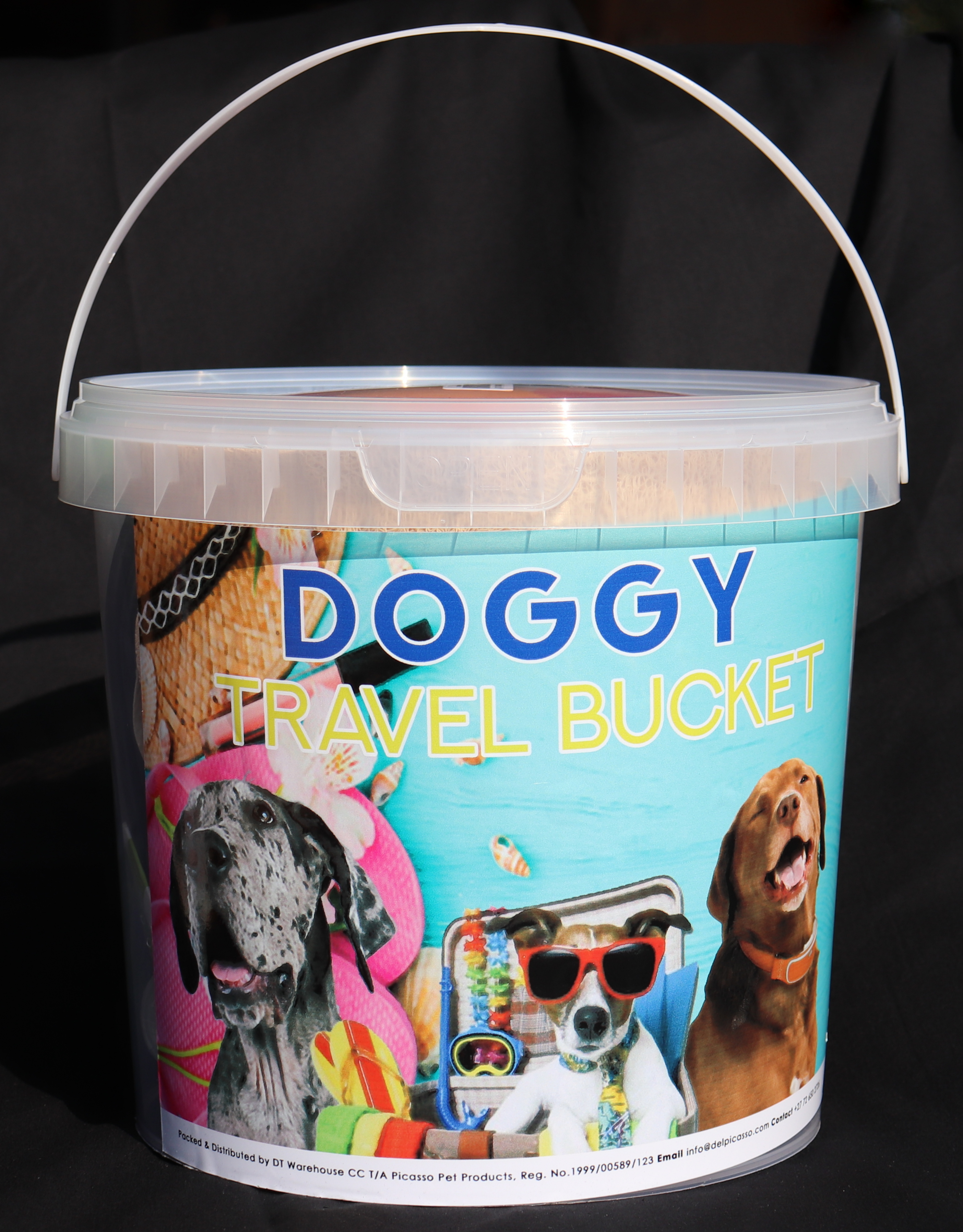travel-bucket-for-dogs-10ltr
